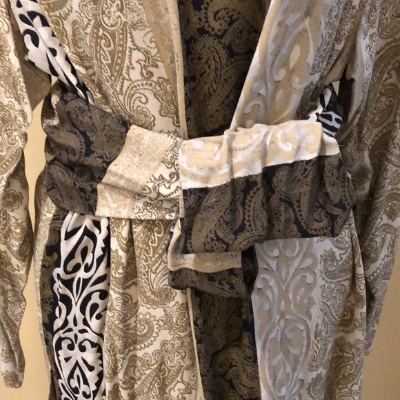 🤎Carole Little 2-Pc Damask Pleated Skirt & beaded neck tunic + infinity sash - Picture 5 of 16